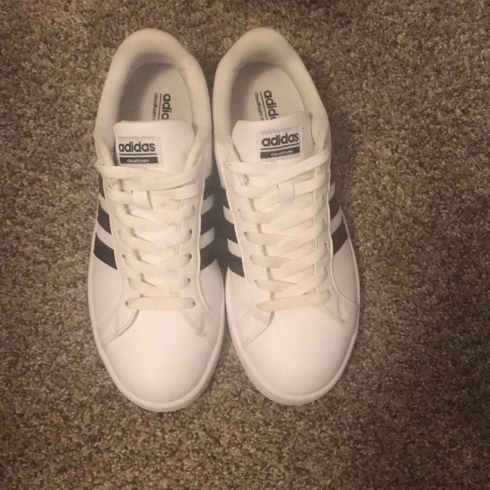 Adidas neo